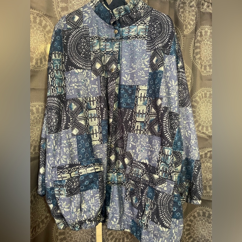 Vintage coat, unknown brand. Reversible. Plus size